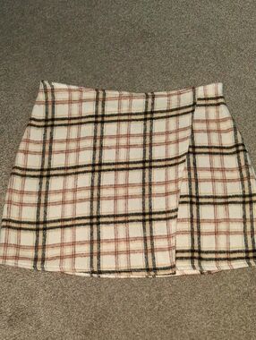 Plaid Mini Skirt in Cream, Tan and Black